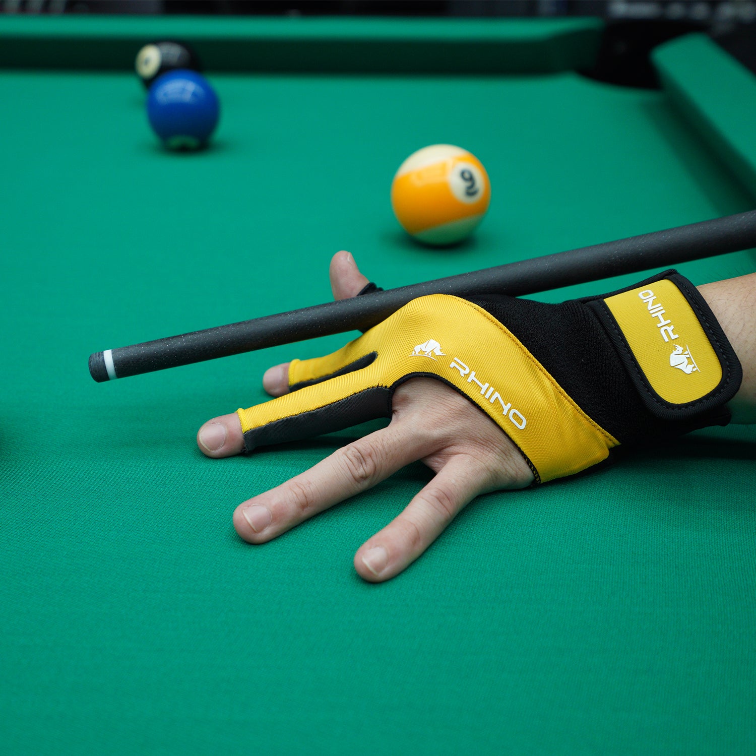 RHINO Billiards Glove Left Hand - Yellow